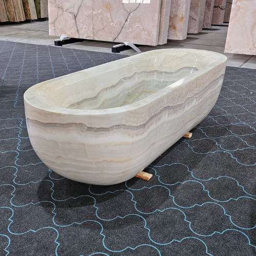 Onyx bathtub with unique pattern that nature itself has painted in USA.